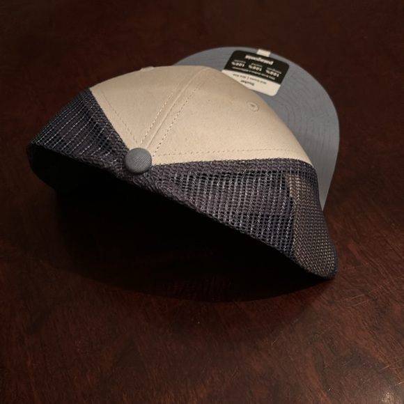 Patagonia hats nwt - Picture 3 of 8